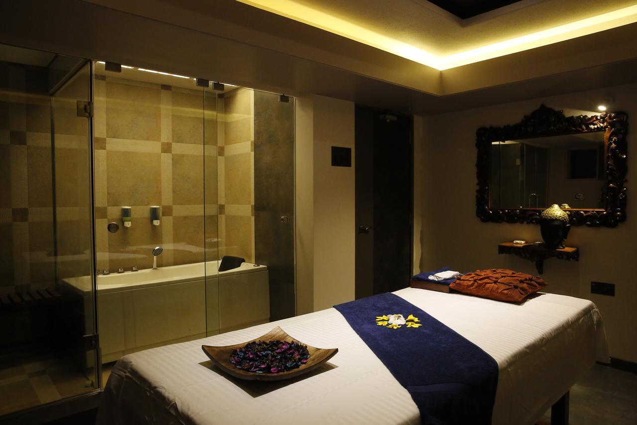 Abhishek Beach Resort And Spa Ganpatipule Extérieur photo