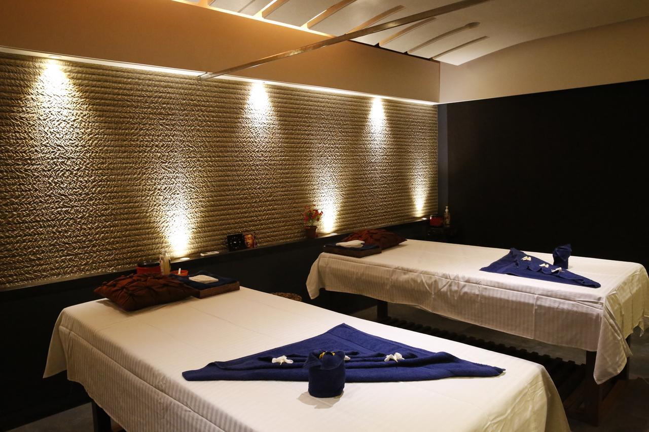 Abhishek Beach Resort And Spa Ganpatipule Extérieur photo