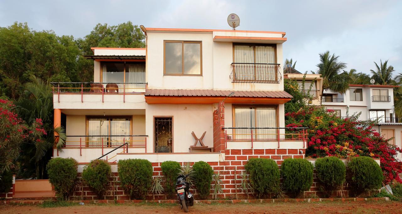 Abhishek Beach Resort And Spa Ganpatipule Extérieur photo